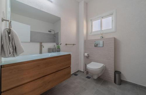 Netanya Apartment | Beachfront Apartment with Spectacular Sea Views & Family Friendly