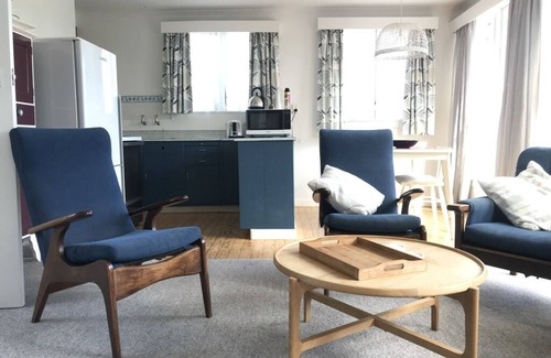Piha House | Beachfront Bach Piha: Ocean View Retreat with Great Reviews