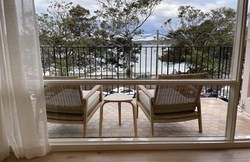 Mosman Apartment | Beachfront Balmoral Bliss: Designer Oceanview Retreat