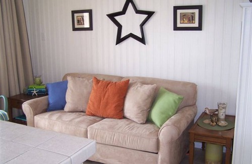 North Beach Condo | Oceanfront Retreat on North Beach with Pool & Breakfast