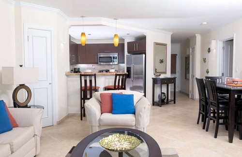 Dover Apartment | Oceanfront Condo with Pool - Sapphire 511, Guest Rated 10/10
