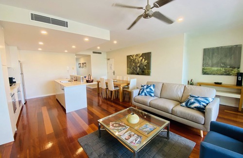 Cabarita Beach Apartment | Beachfront Cabarita Beach: Pool, Spa & Mountain Views
