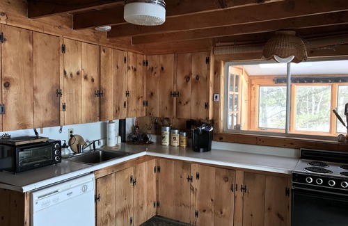 Fryeburg Cottage | Beachfront camp on Lovewell Pond