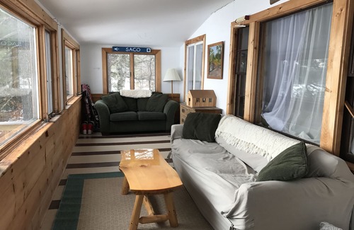 Fryeburg Cottage | Beachfront camp on Lovewell Pond