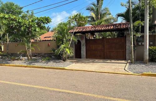 Troncones House | Beachfront Casa Palmillas Troncones w/pool &3rooms