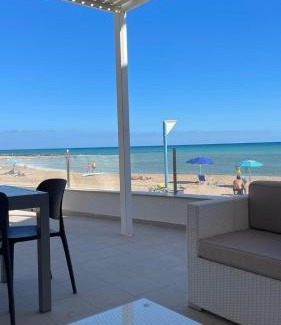 Casuzze Apartment | BeachFront Casuzze