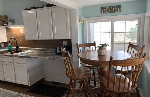 Huron House | Beachfront Bliss: Cedar Point, Fishing & Family Fun Awaits!