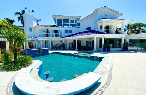 Caraguatatuba House | Beachfront Condominium Costa Verde Tabatinga - Family-Friendly Retreat