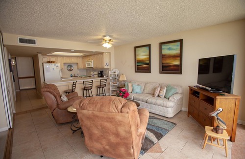 South Padre Island Condo | Top-Floor Beachfront Condo with Breathtaking Ocean Views