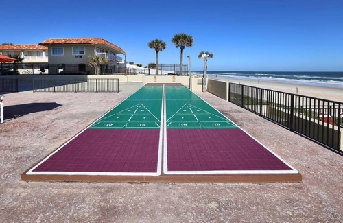 Ormond Shores Condo | Beachfront Condo in Ormond Beach - Perfect for Daytona 500