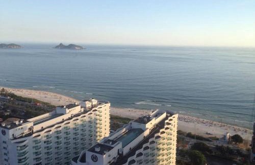 Barra da Tijuca Apartment | Beachfront Condo with Pool and Ocean View - 4-Star Retreat