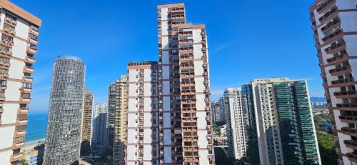 Barra da Tijuca Apartment | Beachfront Condo with Pool and Ocean View - 4-Star Retreat