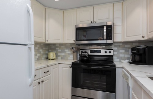 Nokomis Condo | Beachfront Condo with Ocean View at Jetties Pointe Cottage