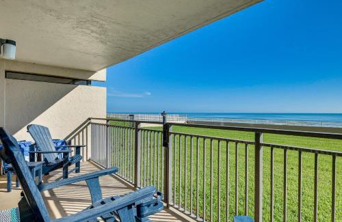 Ponce Inlet Apartment | Beachfront Condo with Pool Access in Ponce Inlet