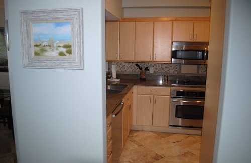 Orange Beach East Condo | Beachside Retreat: Updated Condo Steps from the Sand!