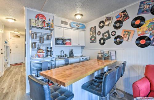 North Beach Apartment | Beachfront Corpus Christi Condo with Pool and Arcade Fun!