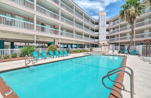 North Beach Apartment | Beachfront Corpus Christi Condo with Pool and Arcade Fun!