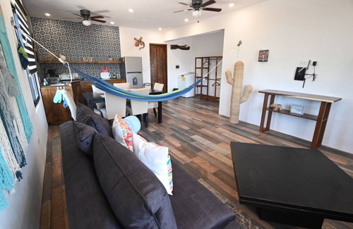 Celestun Apartment | Beachfront Retreat: Cozy Apartment with Ocean View & Breakfast
