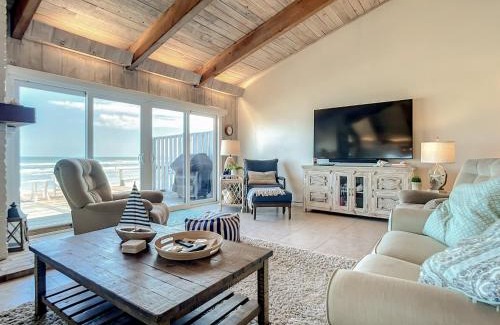 Sea Dunes Apartment | Beachfront Escape at Sea Dunes Sandcastle 1A with Spa Access