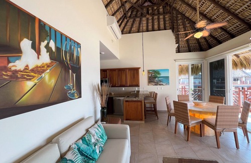 San Pedro Mixtepec Apartment | Secluded Palmarito Beach Penthouse with Ocean Views