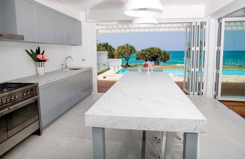 Coffs Harbour House | Top-Rated Beach Mansion with Private Pool & Ocean View