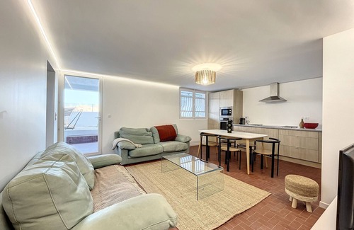 Carnon-Plage Apartment | Relaxing Oceanfront Apartment in Mauguio for 6 Guests