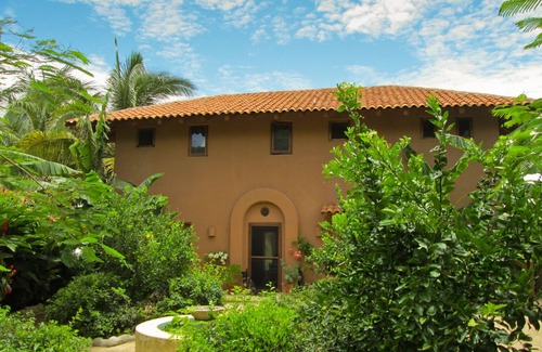 Troncones Apartment | Beachfront Flat with Pool, Ocean View & 9.8/10 Guest Rated