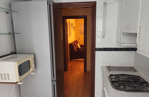 L'Albufereta Apartment | Beachfront Getaway with Pool, Ocean View & Free WiFi