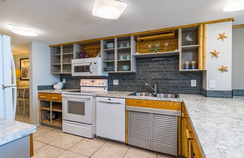 Clearwater Beach Condo | Beachfront Condo with Incredible Gulf Sunsets & Ocean Views