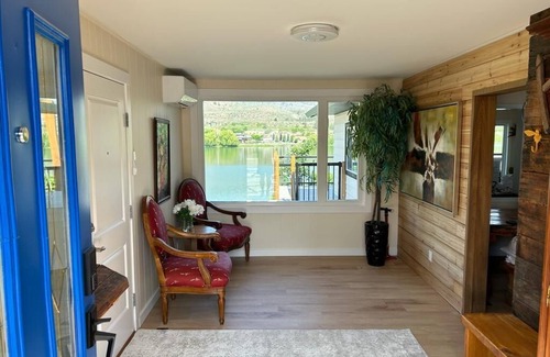 Okanagan-Similkameen House | Idyllic Beachfront Retreat at Tucelnuit Lake, Oliver BC