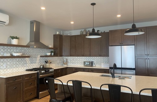 Madison House | Oceanfront Escape with Heated Pool & Spa Amenities