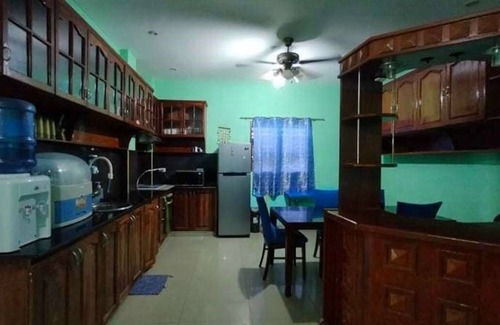 Panglao Island Hotel | Beachfront House near Alona Beach with Free Scooter Use