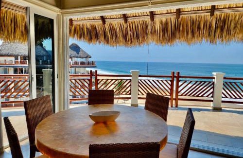 San Pedro Mixtepec Apartment | Beachfront Escape: Peaceful Resort Near Puerto Escondido