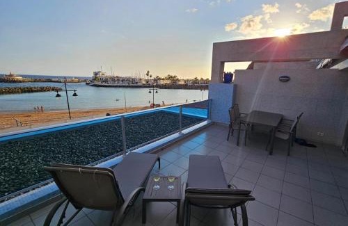 Playa de Mogan Apartment | Oceanfront Retreat in Puerto Mogán - 4-Star Family Escape