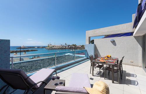 Playa de Mogan Apartment | Oceanfront Retreat in Puerto Mogán - 4-Star Family Escape