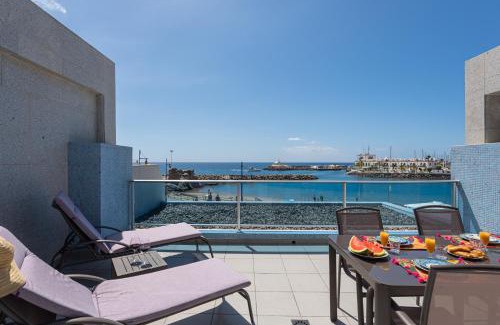 Playa de Mogan Apartment | Oceanfront Retreat in Puerto Mogán - 4-Star Family Escape