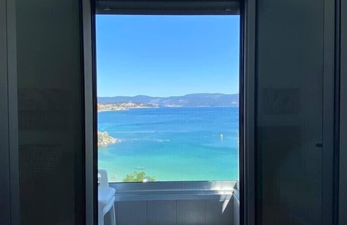 Sanxenxo Condo | Beachfront Hotel in Sanxenxo: Pet Friendly & Family Ready