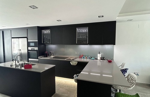 Marbella House | Beachfront luxury and modern house