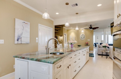 Sands Of Kahala Beach House | Beachfront Retreat with Ocean Views & Dog-Friendly Amenities