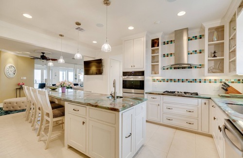 Sands Of Kahala Beach House | Beachfront Retreat with Ocean Views & Dog-Friendly Amenities