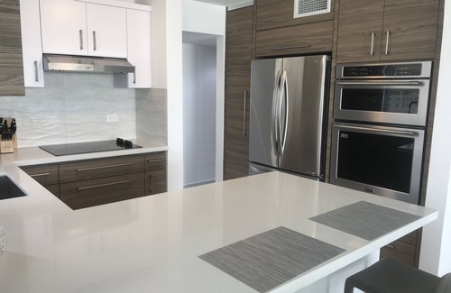Isla Verde Condo | Beachfront Condo with Pool & Ocean View - Rated 10/10