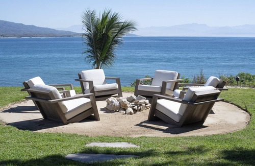 Punta de Mita Villa | Unforgettable Beachfront Retreat with Chef & Pool Access