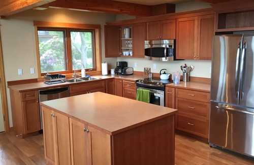 Burley House | Premier Beachfront Escape on Case Inlet with Ocean View