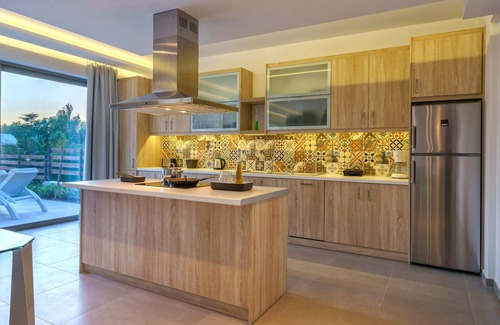 Plakias Villa | Beachfront Villa in Plakias with Private Pool & Dining Options