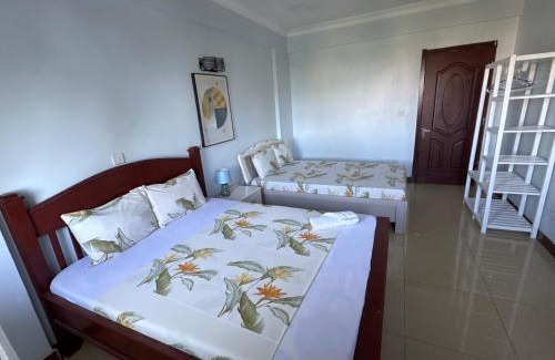 Msasani House | Beachfront M. A. Apartment: Family-Friendly Oceanview Escape