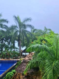 Msasani House | Beachfront M. A. Apartment: Family-Friendly Oceanview Escape