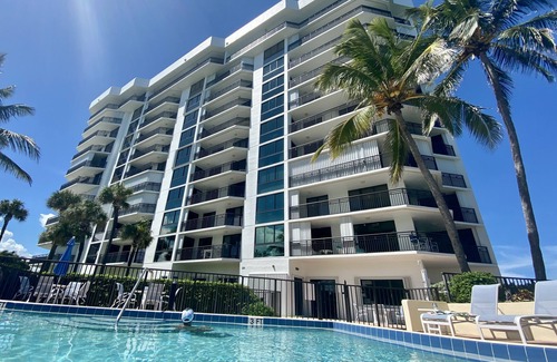 Fort Pierce Shores Condo | Beachfront Paradise on N. Hutchinson Island with Ocean Views