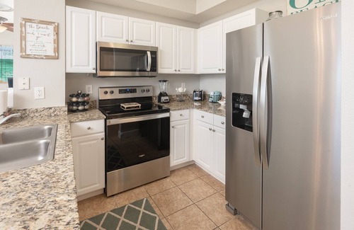 Panama City Beach Condo | Beachfront Paradise with Free Beach Service Near Pier Park