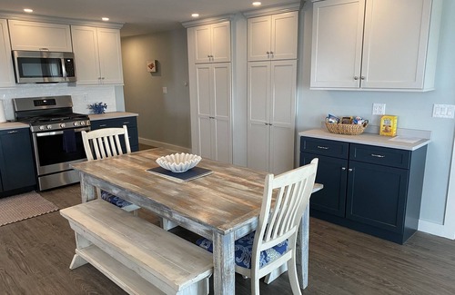 Seabrook Condo | Seabrook Beachfront Oasis: Rated 10/10 with Ocean Views!