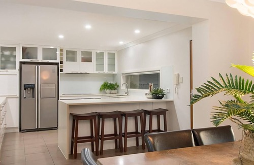 Kingscliff Apartment | Beachfront On Marine – Perfect Family Getaway with Pool
